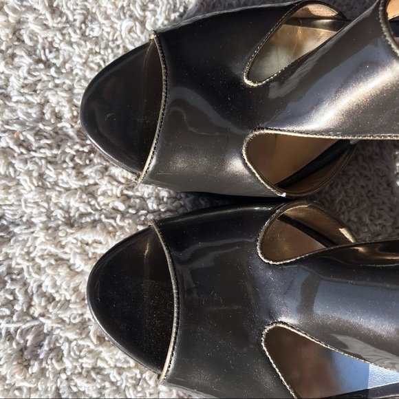 Ann Taylor Women’s Taupe Heels Open Toe Patent Leather Upper Leather Sole Sz 8 - Picture 2 of 10